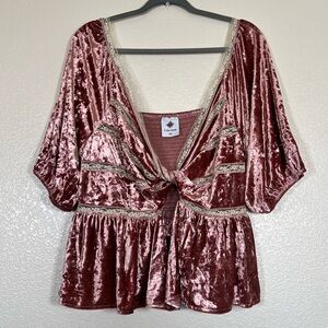 Mauve crushed velvet and lace twist front blouse, size 3X
